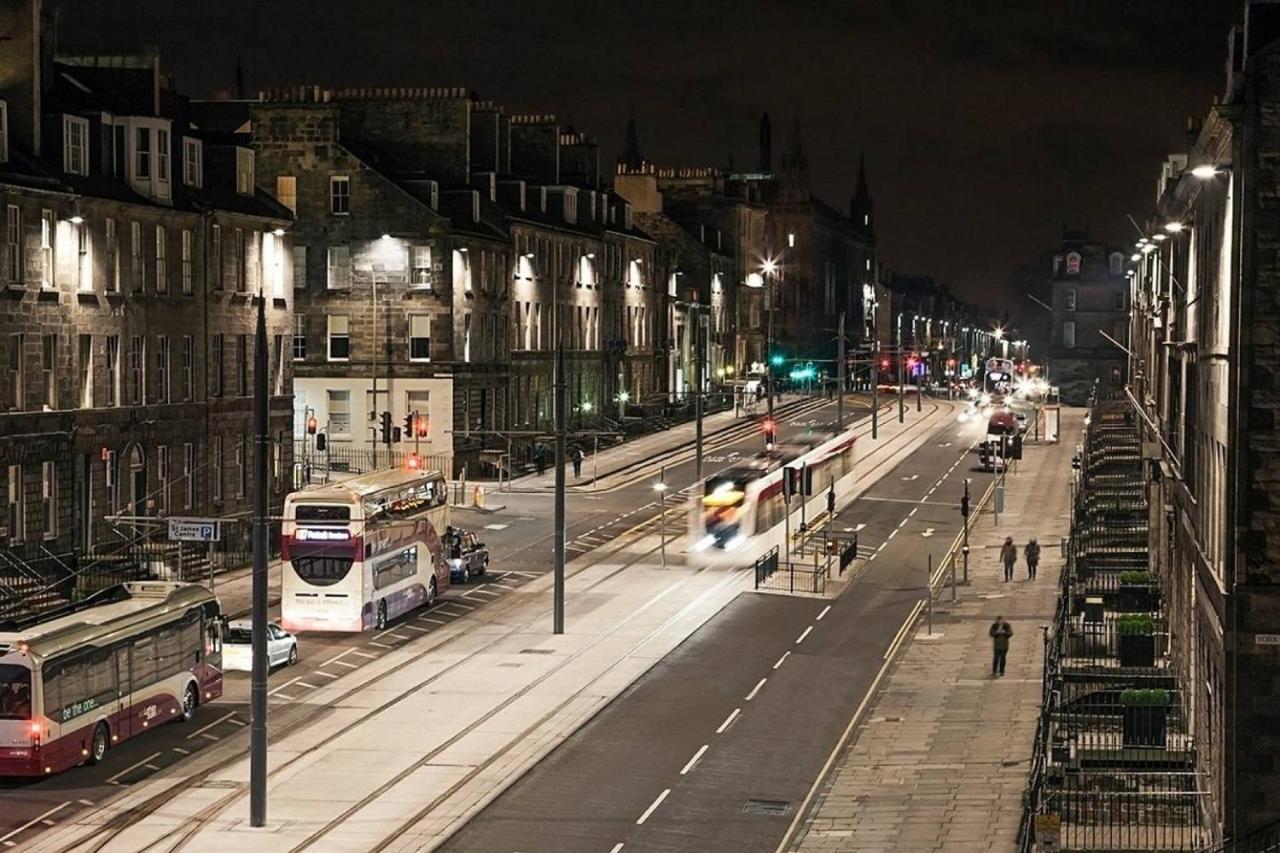 Altido Stylish 1-Bed Flat In The Heart Of New Town Apartment Edinburgh Bagian luar foto